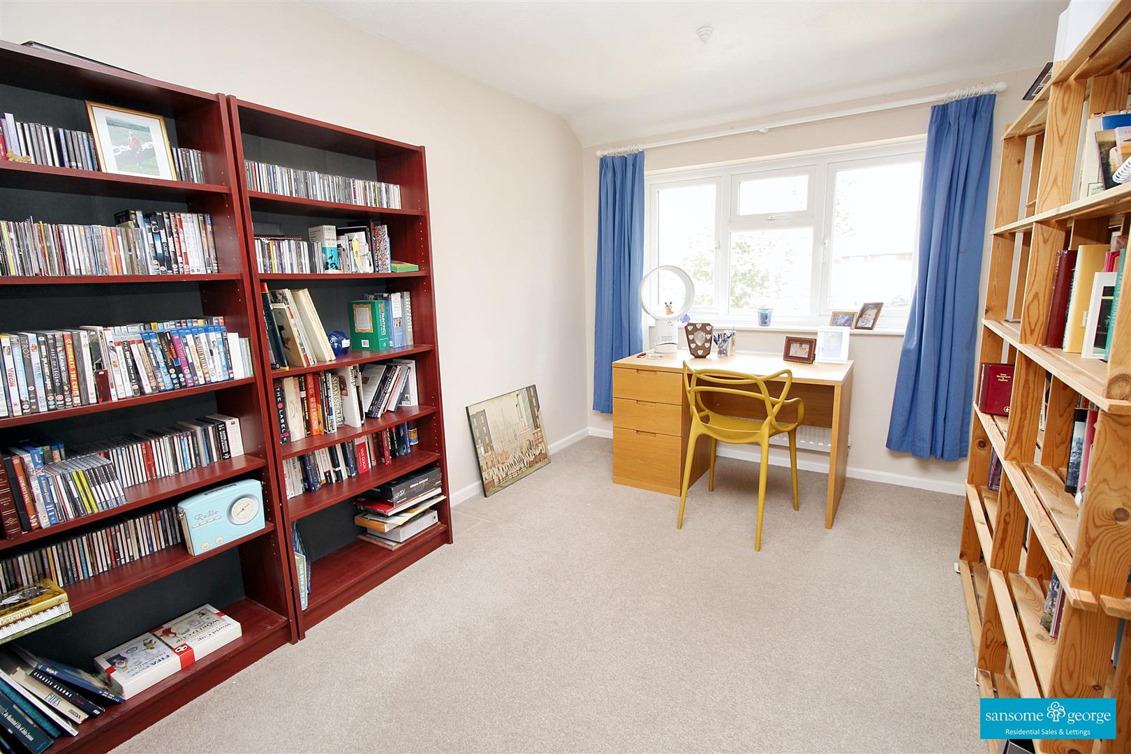 Alford Close, Tilehurst, Reading